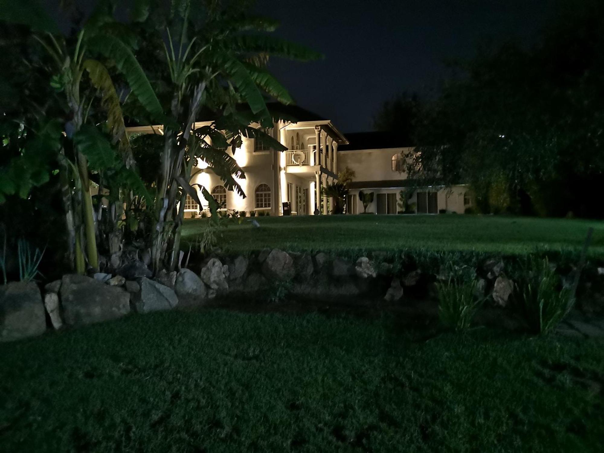 Lotus Guest House Johannesburg Esterno foto